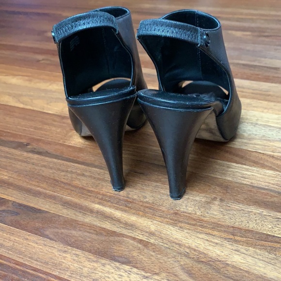 Shoe bundle - Picture 5 of 11